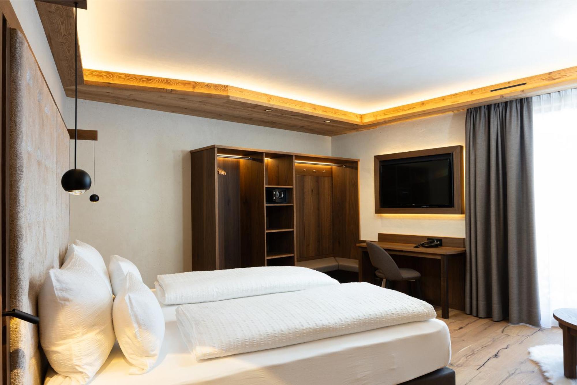 Camino Rustic Chic Hotel Livigno Phòng bức ảnh
