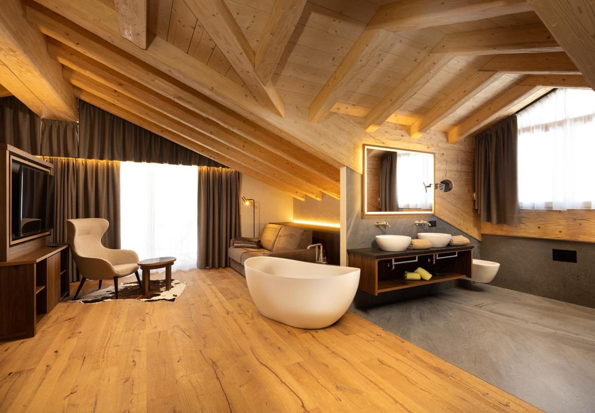 Camino Rustic Chic Hotel Livigno Phòng bức ảnh